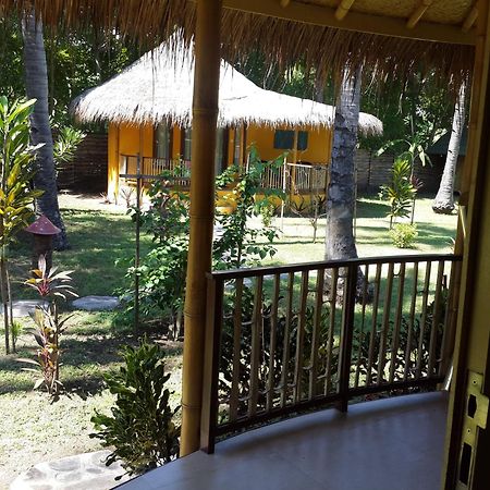 Oasi Bungalows Hotel Gili Air Exterior photo