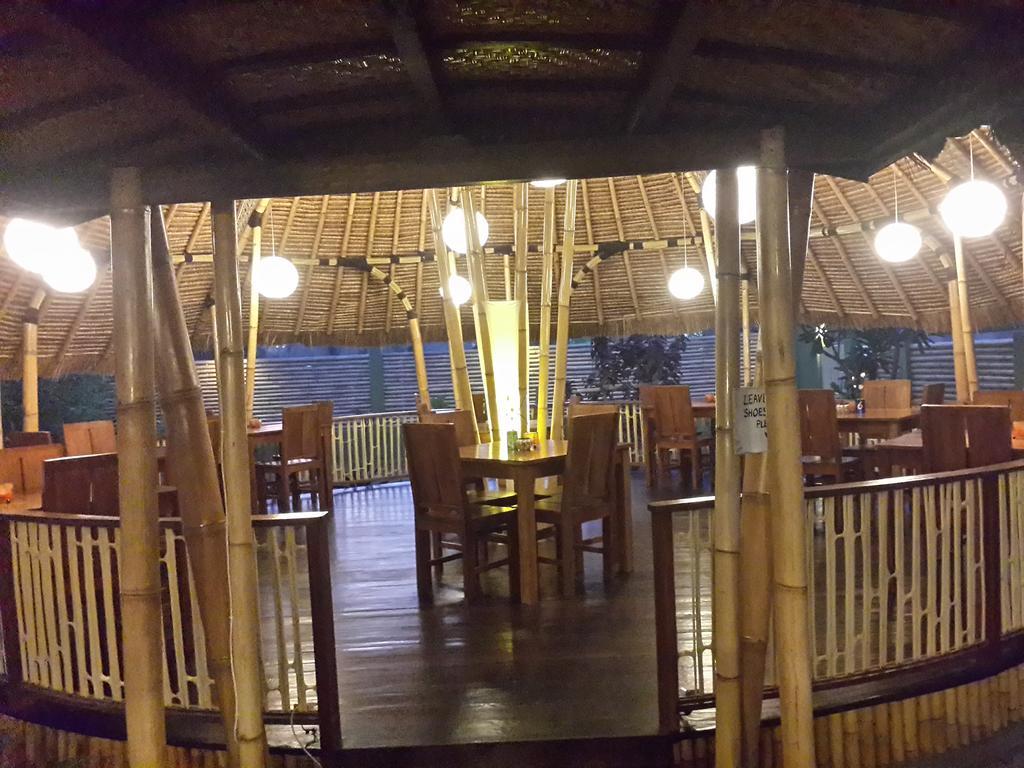 Oasi Bungalows Hotel Gili Air Exterior photo