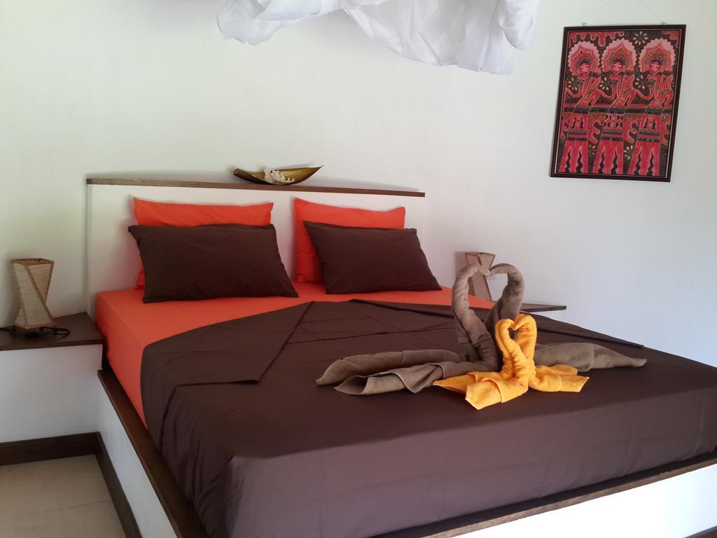 Oasi Bungalows Hotel Gili Air Exterior photo