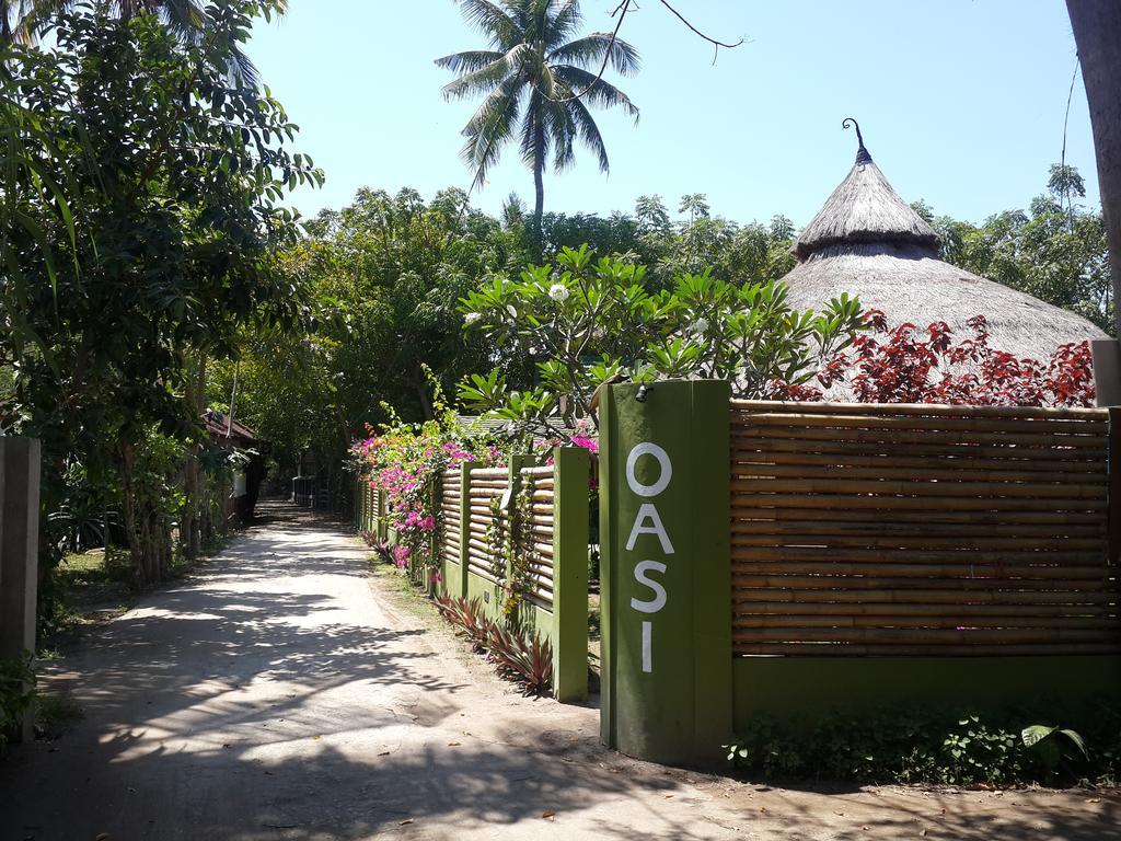 Oasi Bungalows Hotel Gili Air Exterior photo