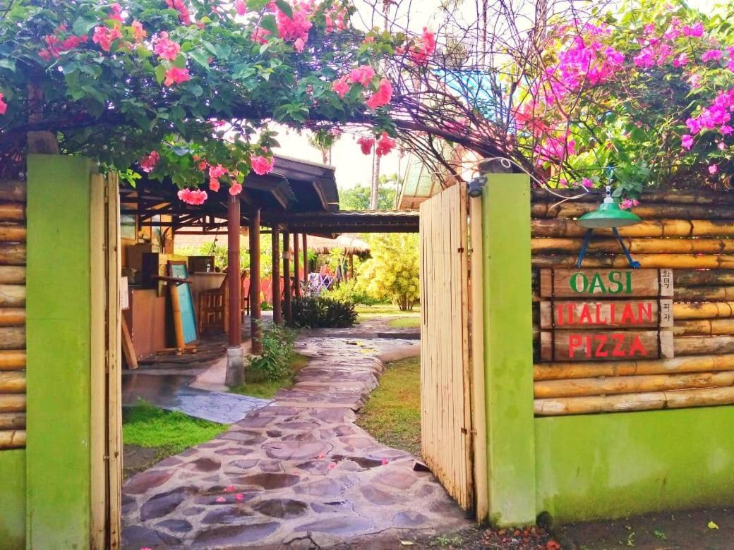 Oasi Bungalows Hotel Gili Air Exterior photo