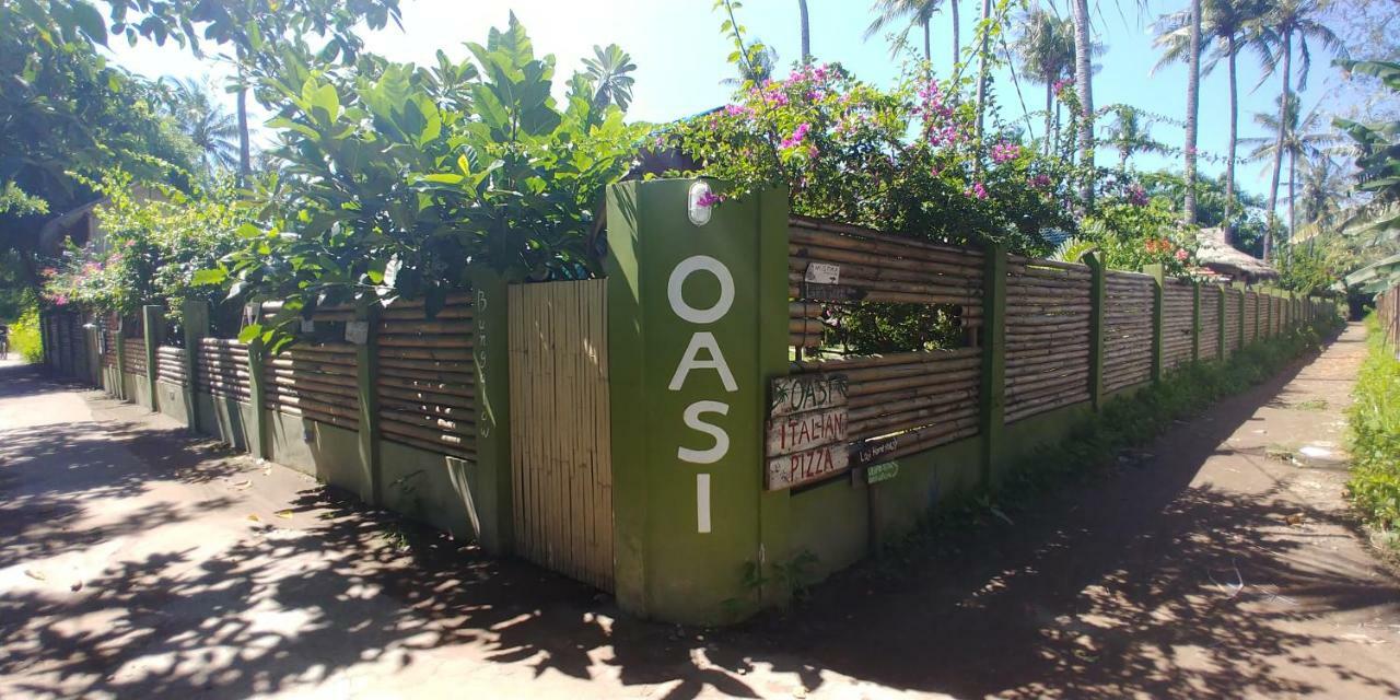 Oasi Bungalows Hotel Gili Air Exterior photo