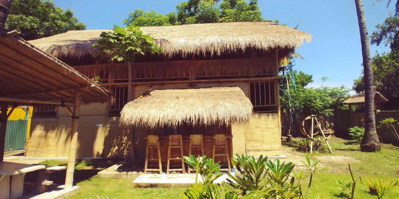 Oasi Bungalows Hotel Gili Air Exterior photo